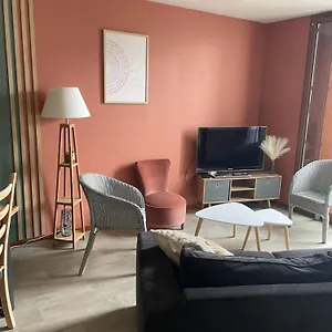 Avec Grande Capacite D'accueil Saint-Jacques-de-La-Lande